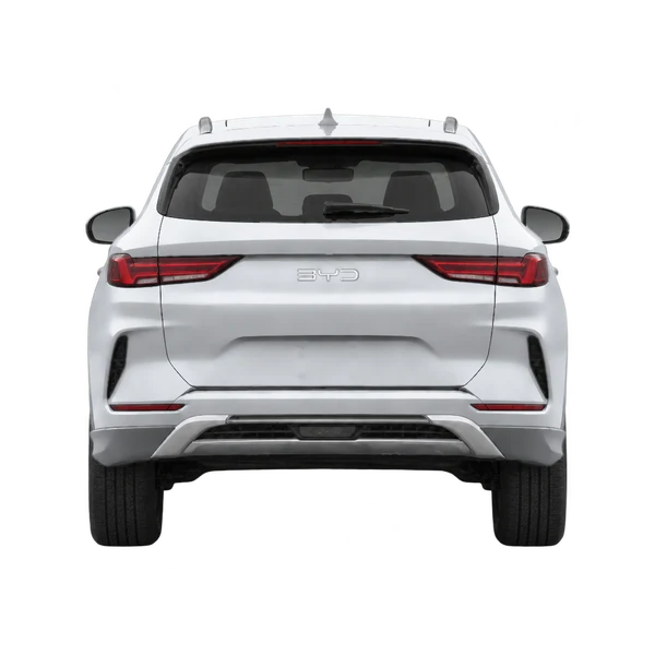 BYD Song Plus 2024 en plateado, vista trasera