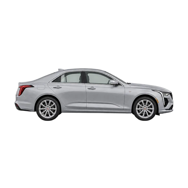 Cadillac CT4 2025 باللون فضي، منظر منظر جانبي (باتجاه اليمين)