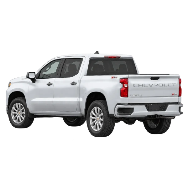 2021 Chevrolet Silverado in Silber, Ansicht: Dreiviertelansicht von hinten (nach links gerichtet)