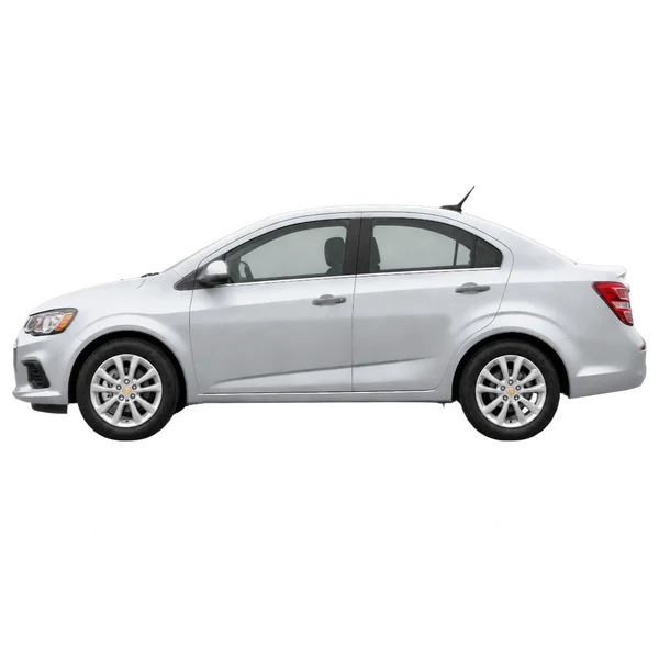 Chevrolet Sonic 2018 باللون فضي، منظر جانبي (متجه إلى اليسار)