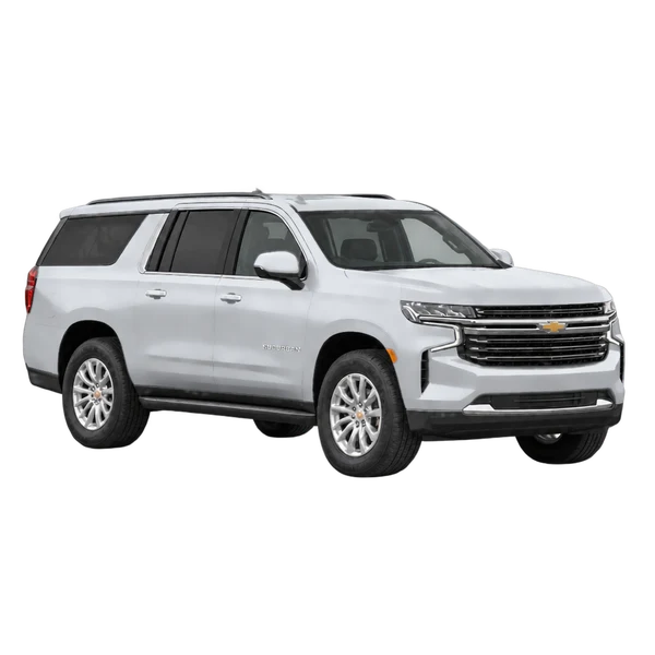 Chevrolet Suburban 2021 prata, vista três quartos dianteiro (voltado para a direita)