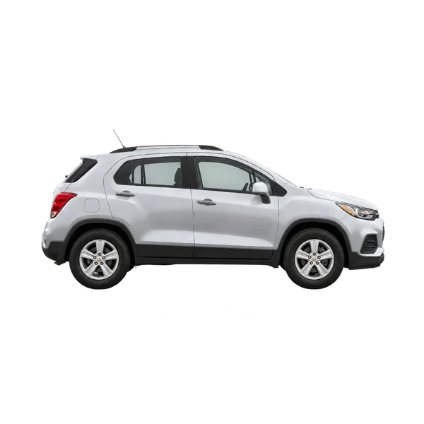Chevrolet Trax 2021 باللون فضي، منظر منظر جانبي (باتجاه اليمين)