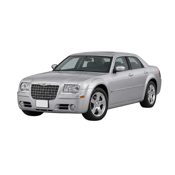 Chrysler 300C 2005 en plateado, vista frontal tres cuartos (hacia la izquierda)