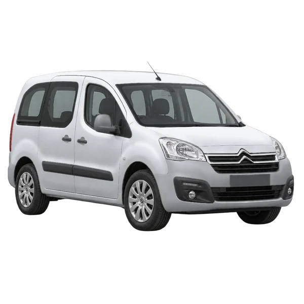 Citroën Berlingo 2013 prata, vista dianteira em três quartos (voltada para a esquerda)