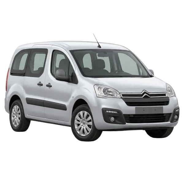 Citroën Berlingo 2015 prata, vista dianteira em três quartos (voltada para a esquerda)