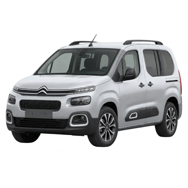 Citroën Berlingo 2021 prata, vista dianteira em três quartos (voltada para a esquerda)