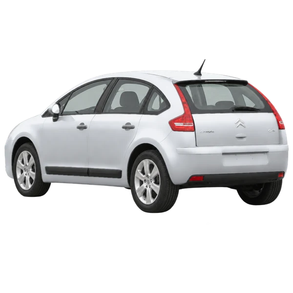 Citroën C4 2009 prata, vista três quartos traseira (voltada para a esquerda)