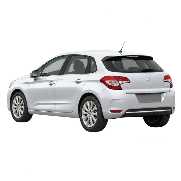 Citroën C4 2014 argent, vue trois-quarts arrière (orienté vers la gauche)