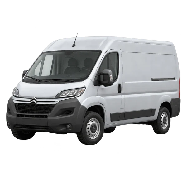 Citroën Jumper 2019 prata, vista dianteira em três quartos (voltada para a esquerda)