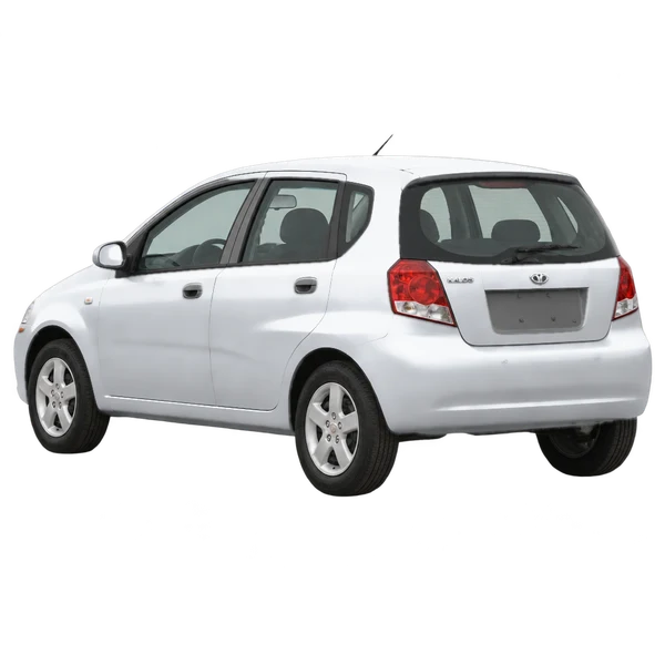 Daewoo Kalos 2005 argent, vue trois-quarts arrière (orienté vers la gauche)