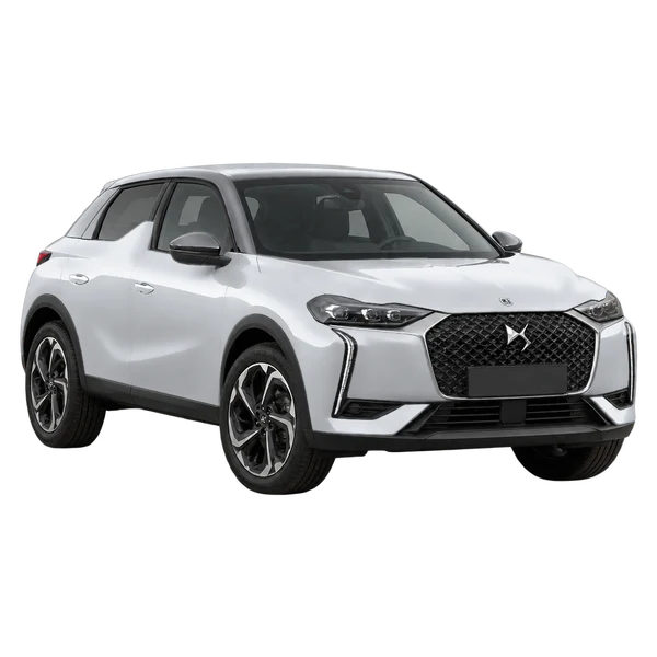 DS 3 2026 باللون فضي، منظر منظر أمامي بزاوية ثلاثة أرباع (متجه لليسار)