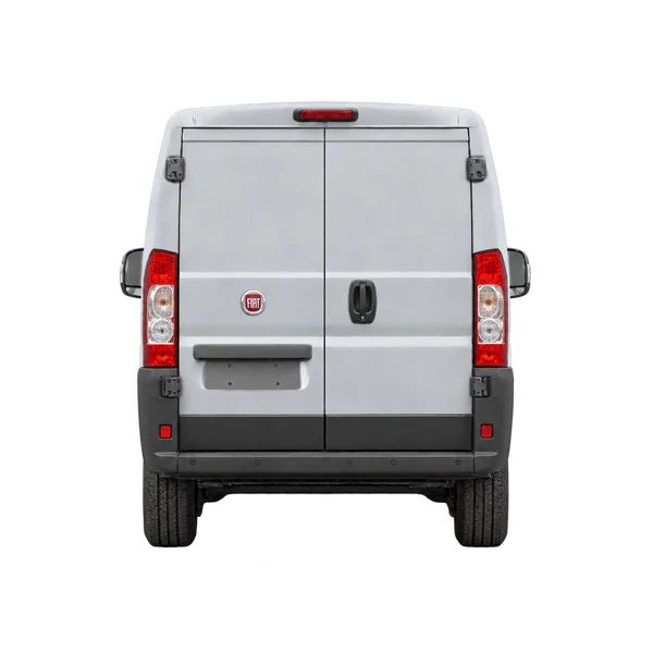 シルバーの2012 Fiat Ducato(リアビュー)