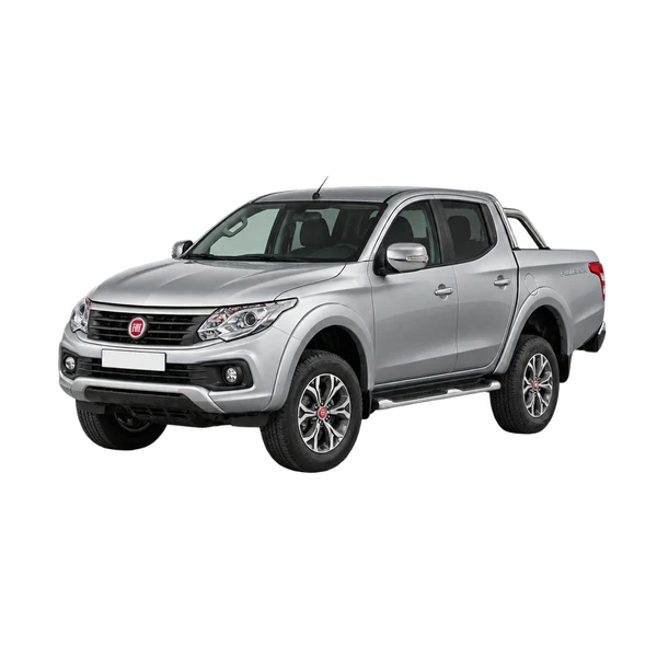 Fiat Fullback 2019 en plateado, vista frontal tres cuartos (hacia la izquierda)