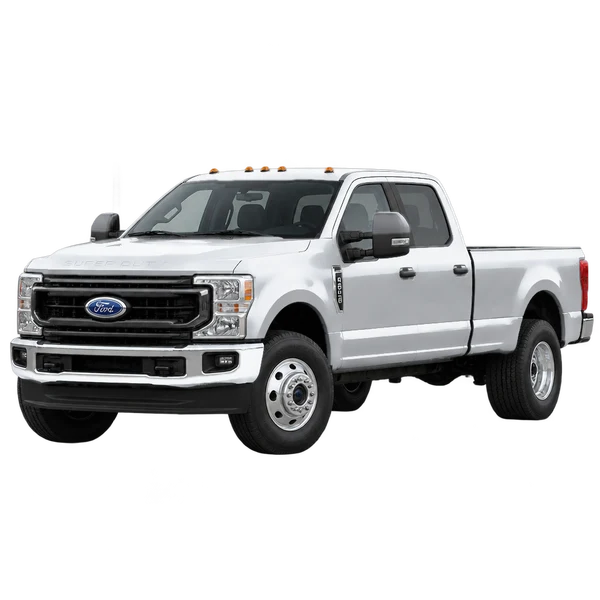 Ford F-600 2022 باللون فضي، منظر منظر أمامي بزاوية ثلاثة أرباع (متجه لليسار)