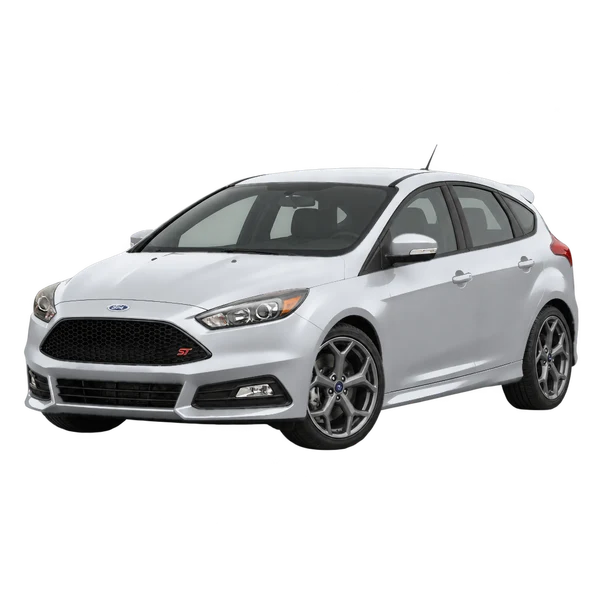 Ford Focus ST 2016 en plateado, vista frontal tres cuartos (hacia la izquierda)
