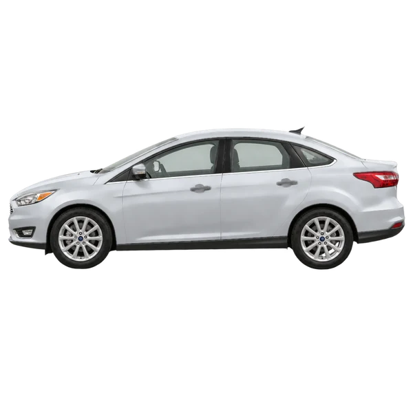 Ford Focus Titanium 2015 argent, vue côté (vers la gauche)
