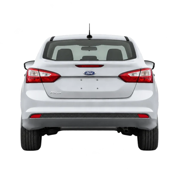 Ford Focus 2014 باللون فضي، منظر من الخلف