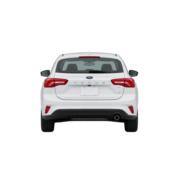 Ford Focus 2022 en blanco, vista trasera