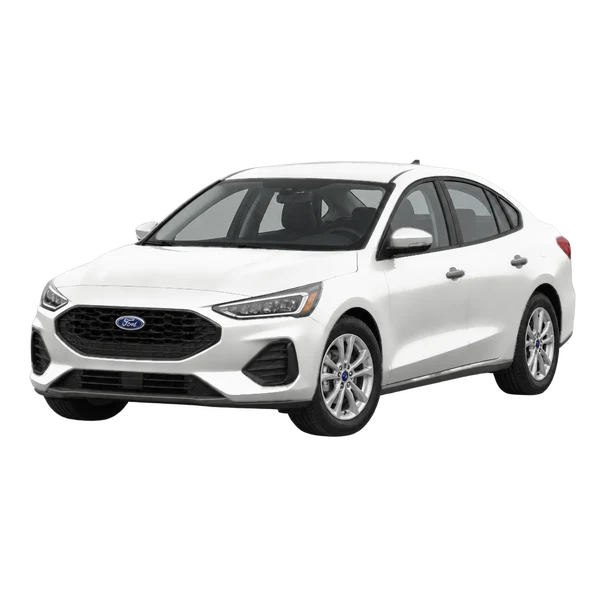 Ford Focus 2024 باللون أبيض، منظر منظر أمامي بزاوية ثلاثة أرباع (متجه لليسار)