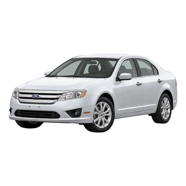 Ford Fusion 2012 باللون فضي، منظر منظر أمامي بزاوية ثلاثة أرباع (متجه لليسار)