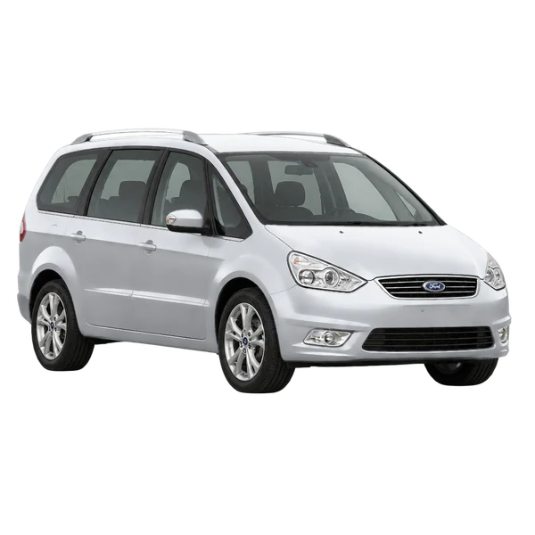 Ford Galaxy 2012 باللون فضي، منظر منظر أمامي بزاوية ثلاثة أرباع (متجه لليسار)
