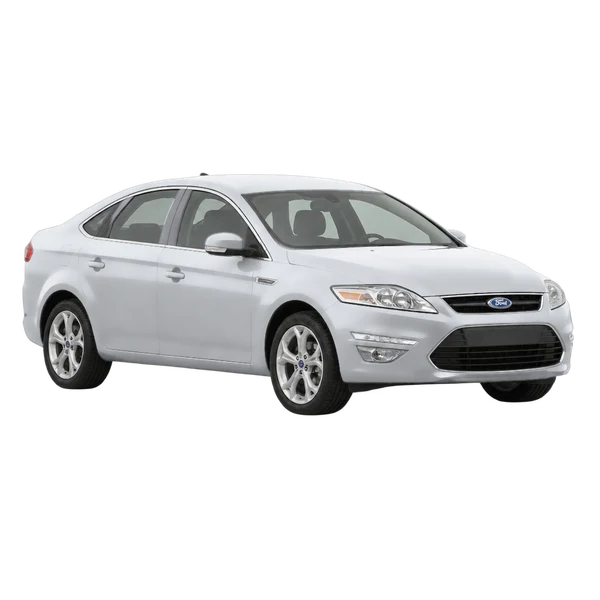 Ford Mondeo 2012 prata, vista dianteira em três quartos (voltada para a esquerda)