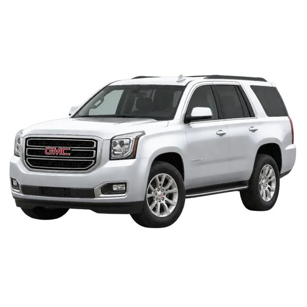 GMC Yukon 2017 en plateado, vista frontal tres cuartos (hacia la izquierda)