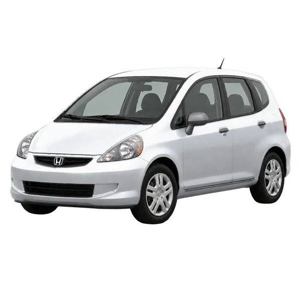 Honda Fit 2003 باللون فضي، منظر منظر أمامي بزاوية ثلاثة أرباع (متجه لليسار)