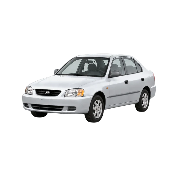Hyundai Accent 2002 en plateado, vista frontal tres cuartos (hacia la izquierda)