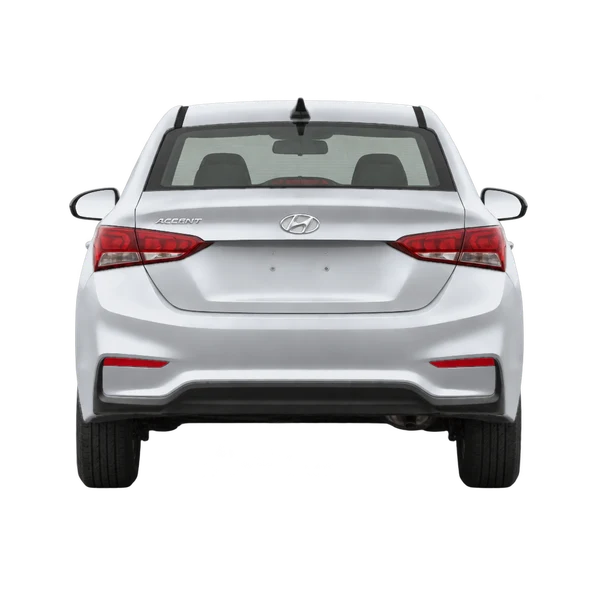 Hyundai Accent 2018 باللون فضي، منظر من الخلف