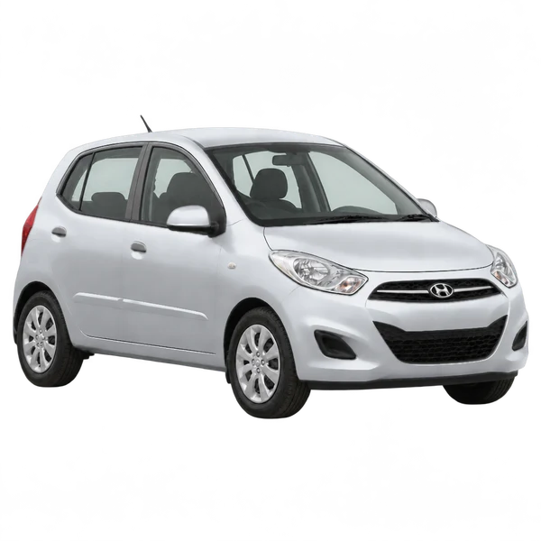 Hyundai I10 2012 باللون فضي، منظر زاوية ثلاثة أرباع أمامية (باتجاه اليمين)