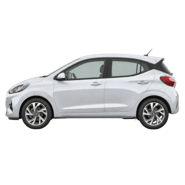 Hyundai I10 2022 باللون فضي، منظر جانبي (متجه إلى اليسار)