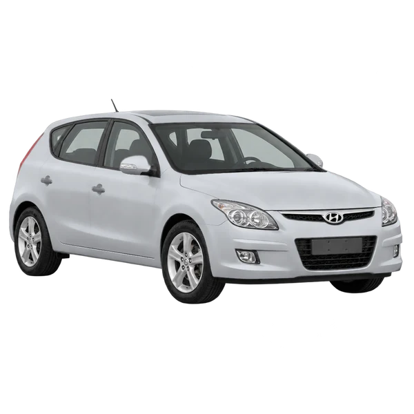 Hyundai I30 2011 argent, vue trois-quarts avant (orienté vers la gauche)
