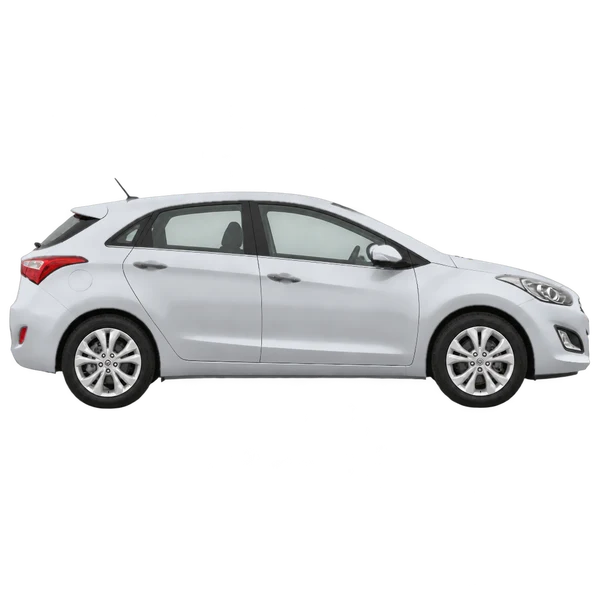 Hyundai I30 2013 argent, vue profil (tourné vers la droite)