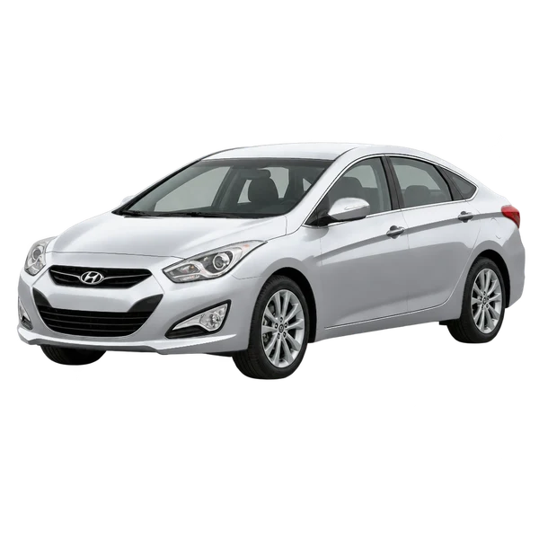 Hyundai I40 2013 prata, vista dianteira em três quartos (voltada para a esquerda)