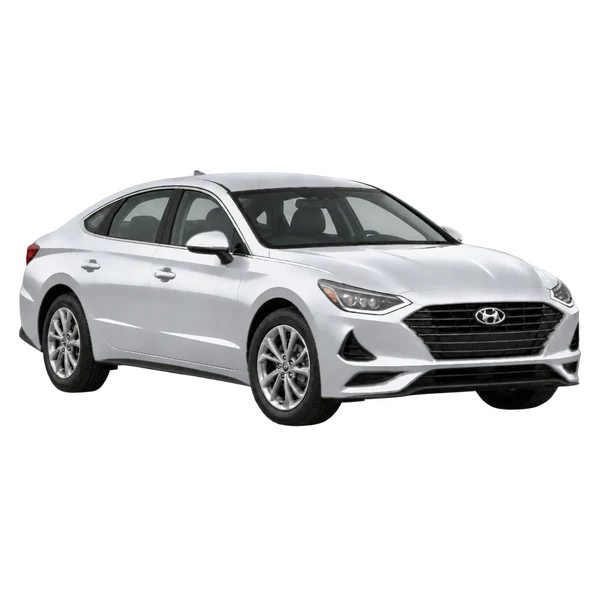 Hyundai Sonata 2021 باللون فضي، منظر زاوية ثلاثة أرباع أمامية (باتجاه اليمين)