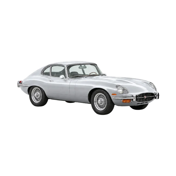Jaguar E-Type 1990 باللون فضي، منظر زاوية ثلاثة أرباع أمامية (باتجاه اليمين)