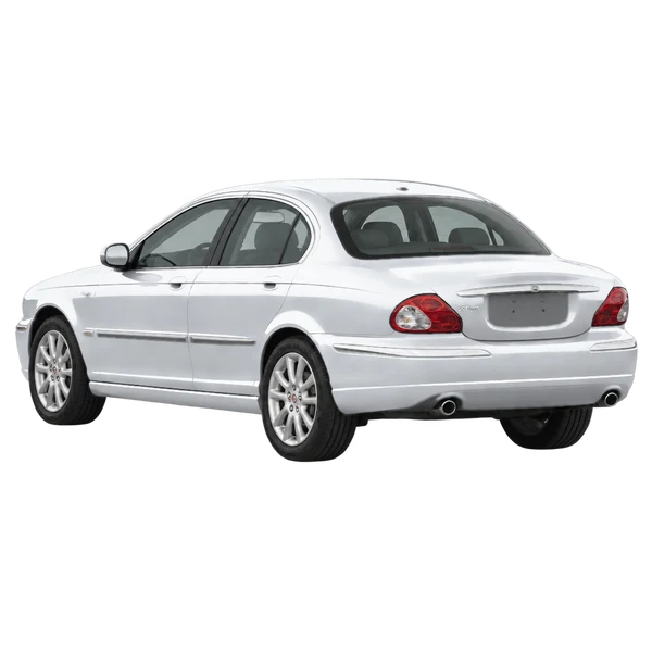 Jaguar X-Type 2009 prata, vista três quartos traseira (voltada para a esquerda)