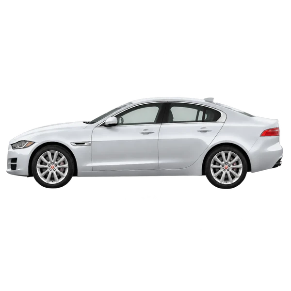 シルバーの2021 Jaguar XE(側面(左向き)ビュー)