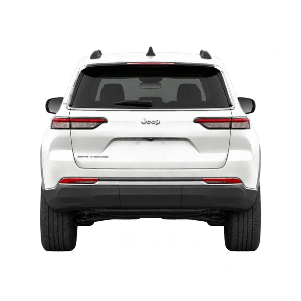 white 2022 Jeep Grand Cherokee rear view