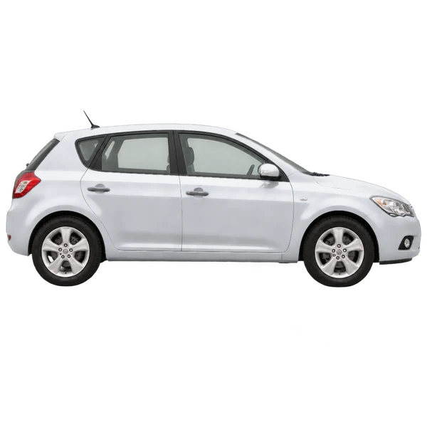 Kia Ceed 2010 en plateado, vista lateral (hacia la derecha)