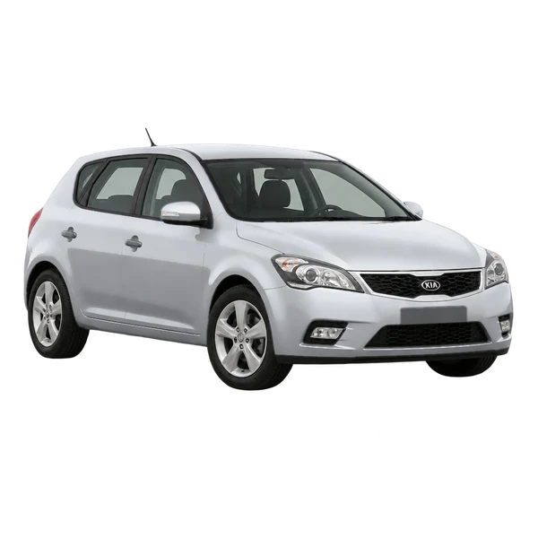 Kia Ceed 2012 en plateado, vista frontal tres cuartos (hacia la izquierda)