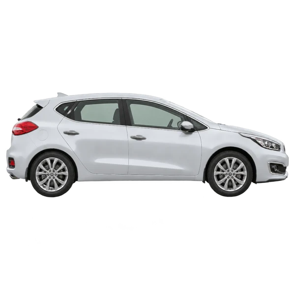 Kia Ceed 2017 en plateado, vista lateral (hacia la derecha)