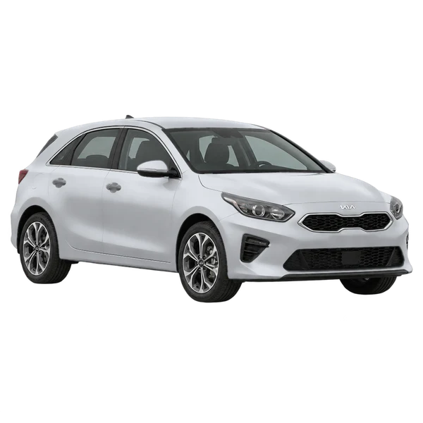 Kia Ceed 2022 en plateado, vista frontal tres cuartos (hacia la izquierda)