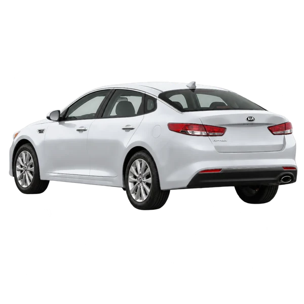 Kia Optima 2017 en plateado, vista tres cuartos trasero (mirando a la izquierda)