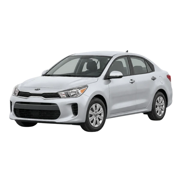 Kia Rio 2020 باللون فضي، منظر منظر أمامي بزاوية ثلاثة أرباع (متجه لليسار)