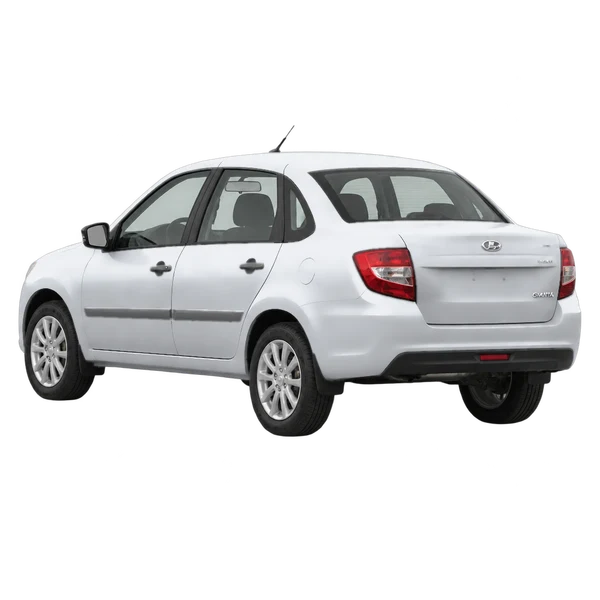 Lada Granta 2019 باللون فضي، منظر ثلاثة أرباع خلفي (باتجاه اليسار)