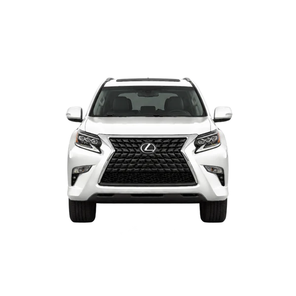 Lexus GX 2023 باللون أبيض، منظر أمامي