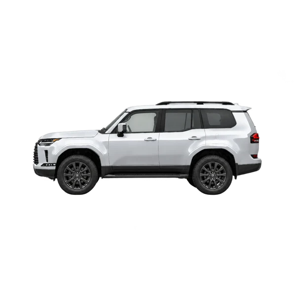 Lexus GX 2024 باللون فضي، منظر جانبي (متجه إلى اليسار)