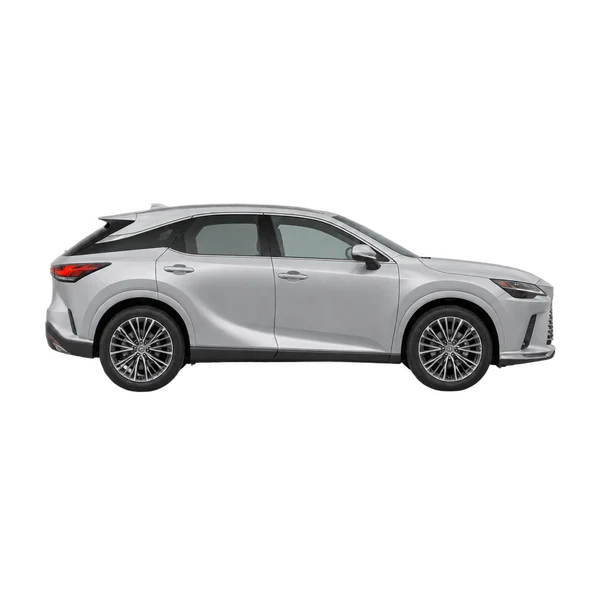 Lexus RX450H 2024 باللون فضي، منظر منظر جانبي (باتجاه اليمين)
